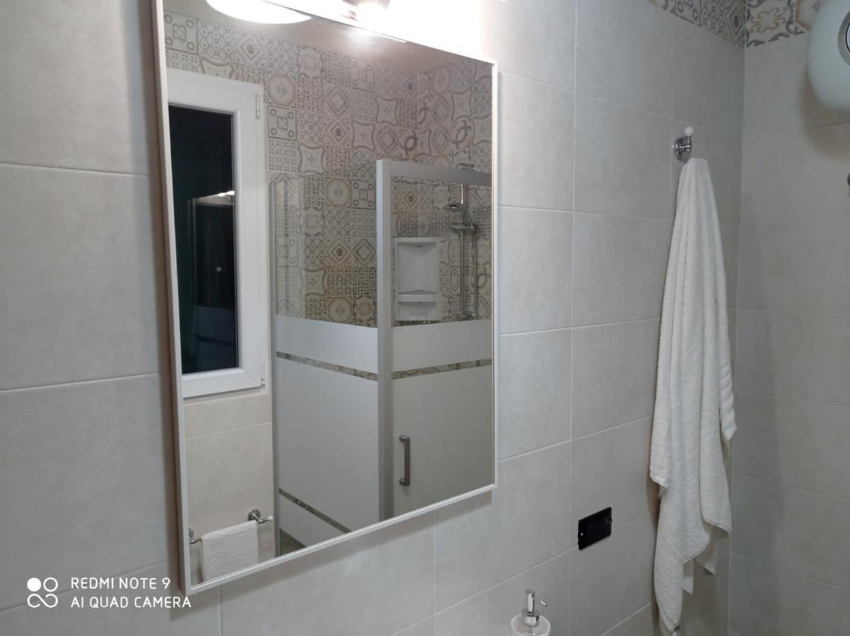 B&B Le Carrube Sava Dış mekan fotoğraf