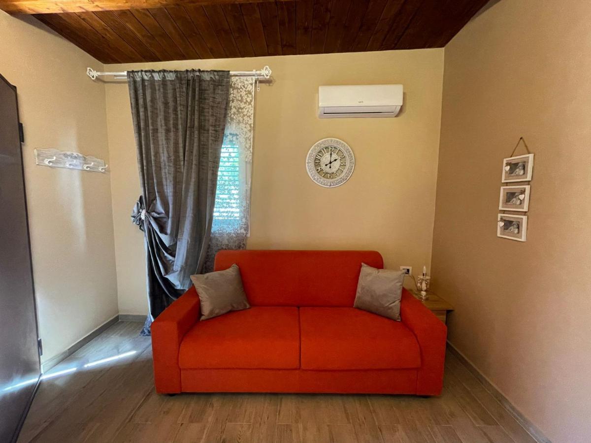 B&B Le Carrube Sava Dış mekan fotoğraf